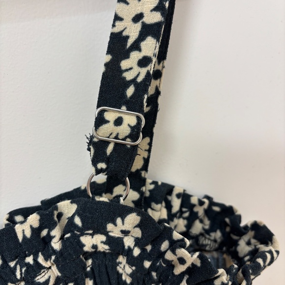 Ingrid & Isabel Maternity Smocked Flower Sundress w/ Pockets Black & Cream Small - Picture 5 of 5